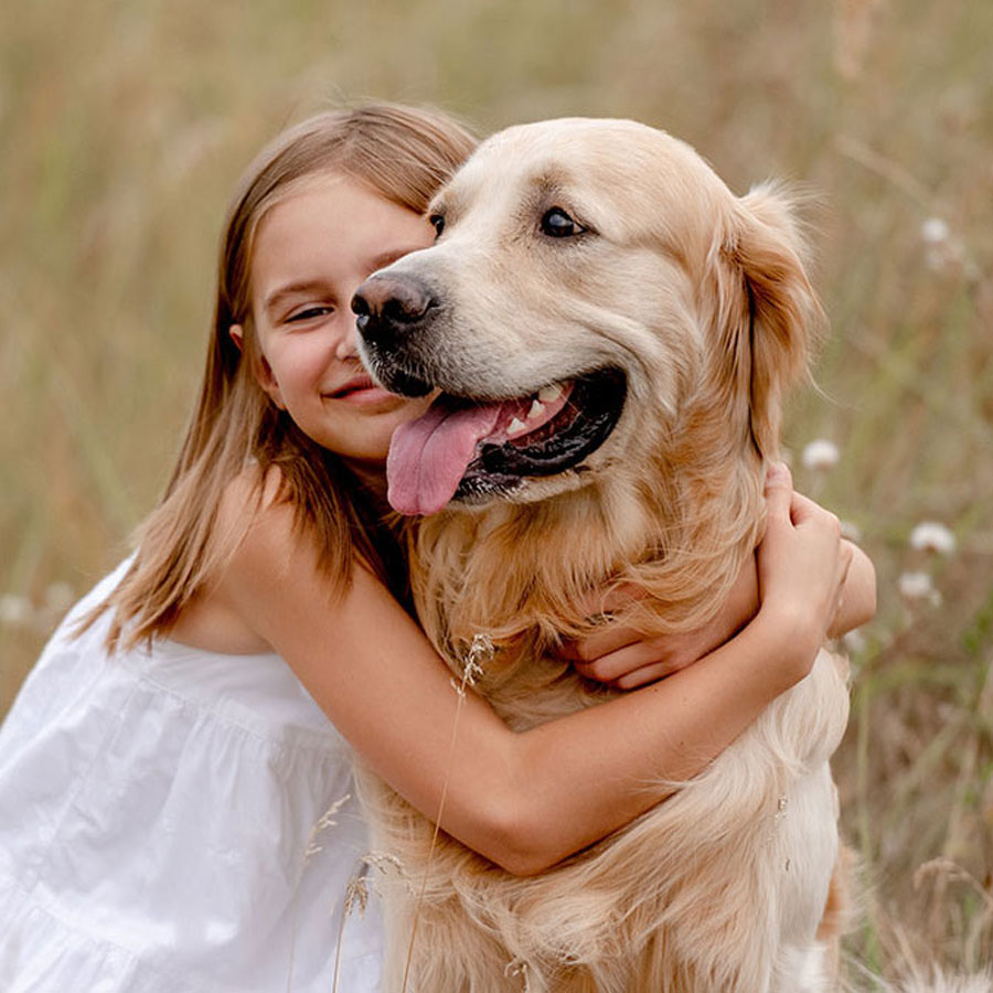 Are Golden Retrievers Good With Kids?