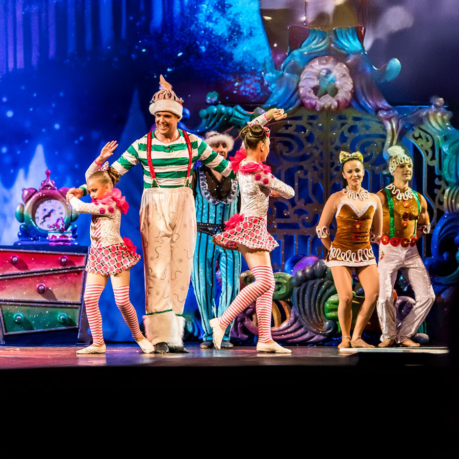 The Complete History of Pantomimes